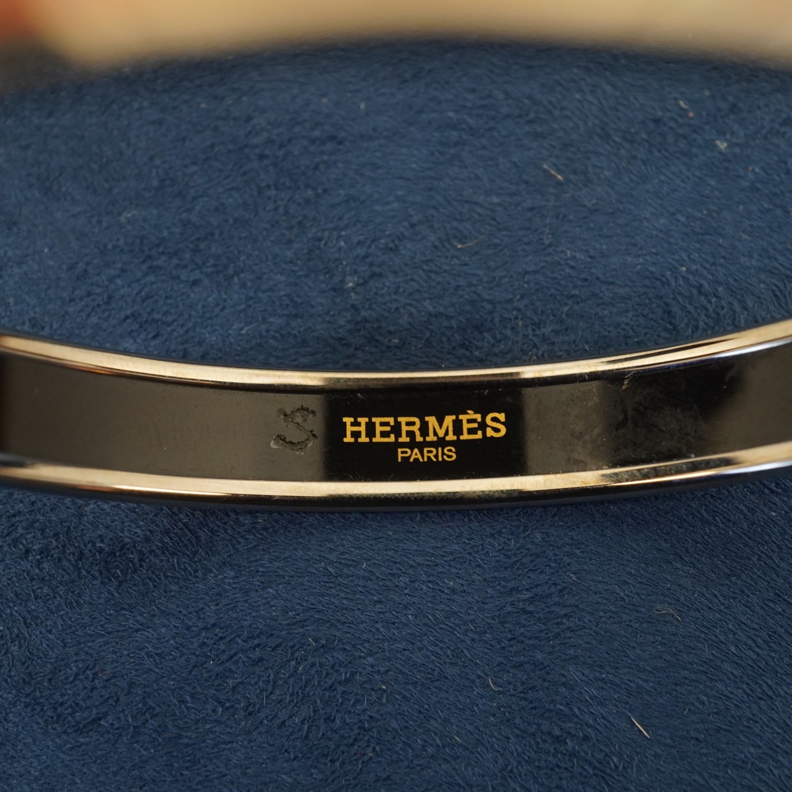 Hermès Palladium Plated Printed Enamel Narrow Bangle, Sz GM – Free Shipping USA