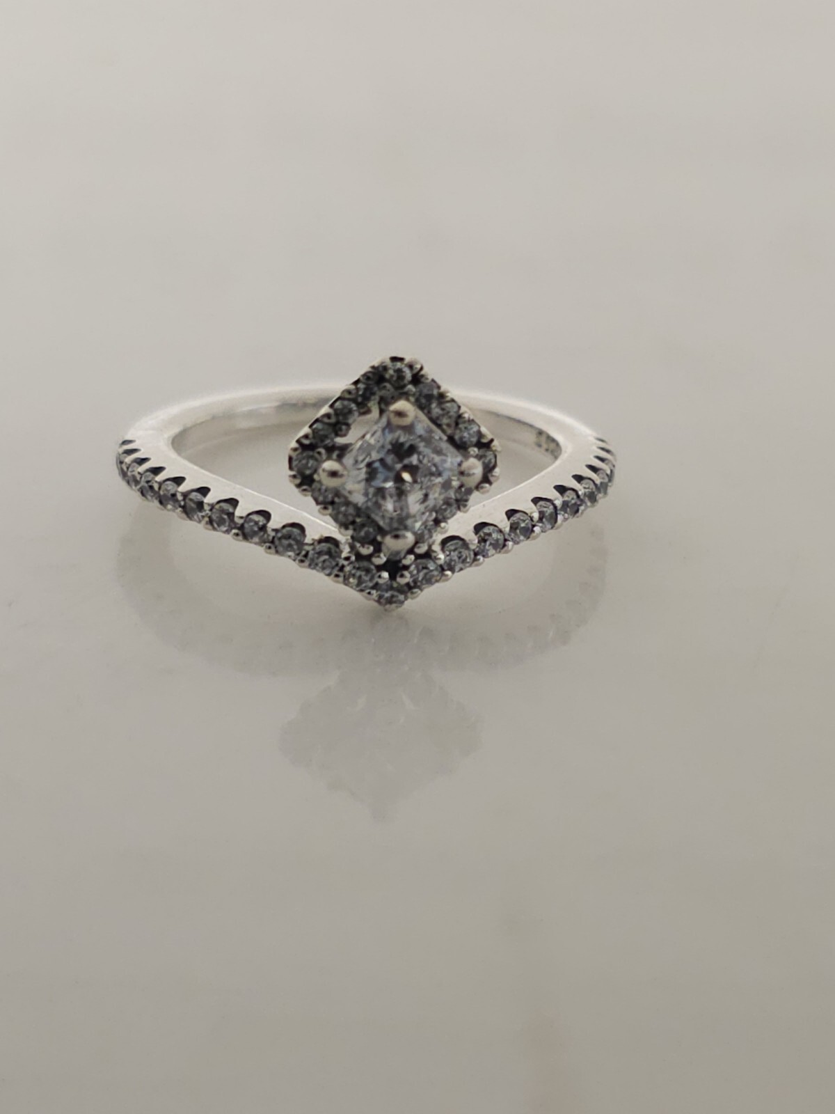 AUTHENTIC PANDORA SQUARE SPARKLE WISHBONE #198420C01-50 US SIZE 5