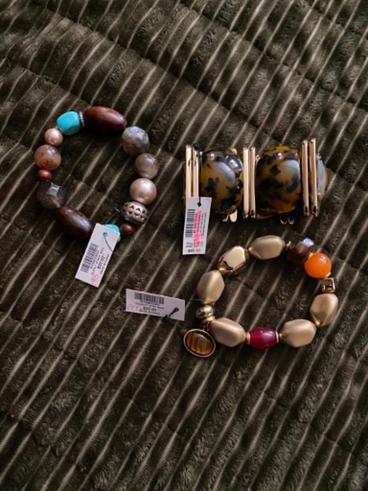 Chico’s Bundle | Necklace with 3 Stretch Bracelets| NEW with and without tags