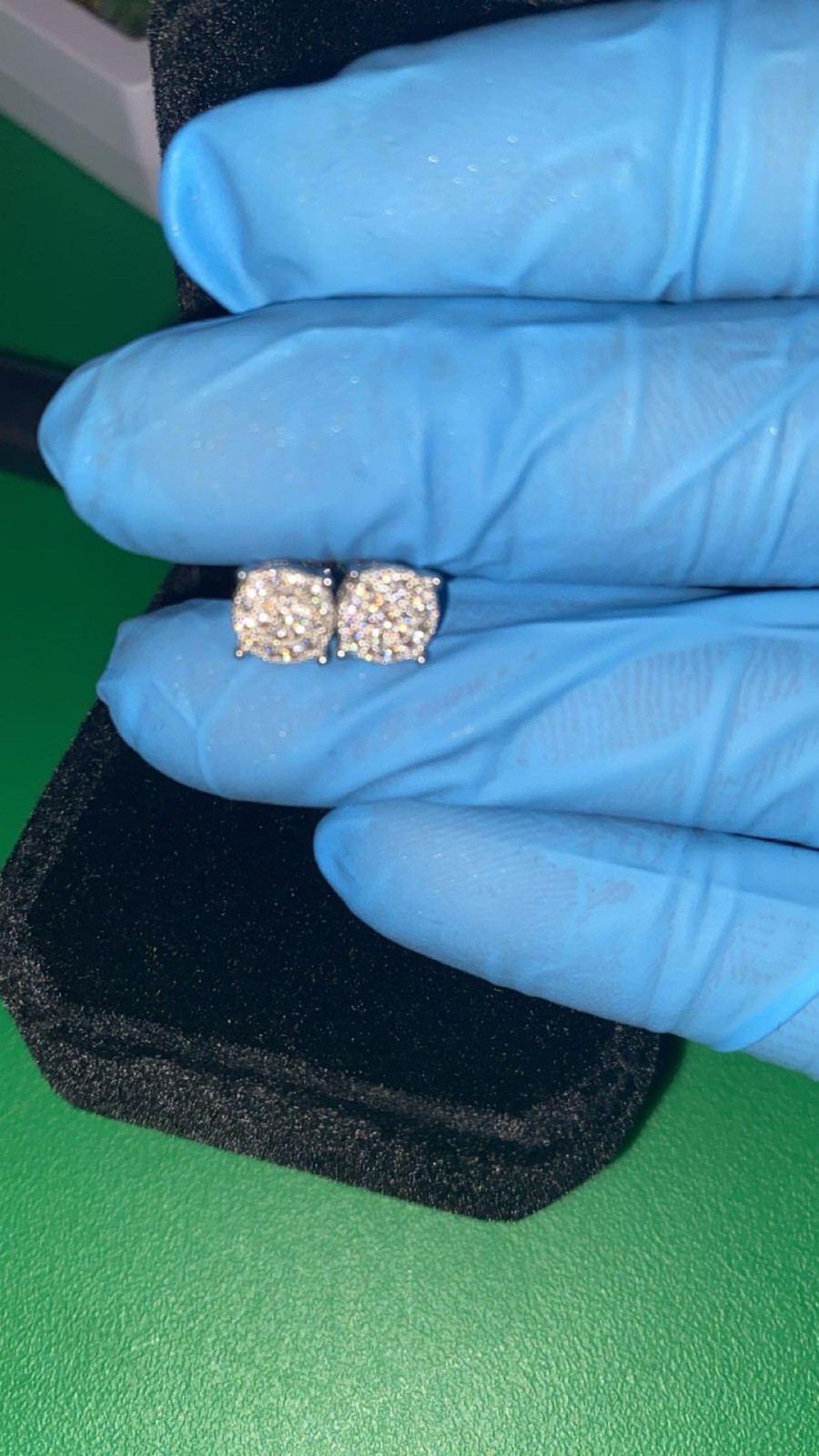 VVS1 Moissanite Stud Earrings