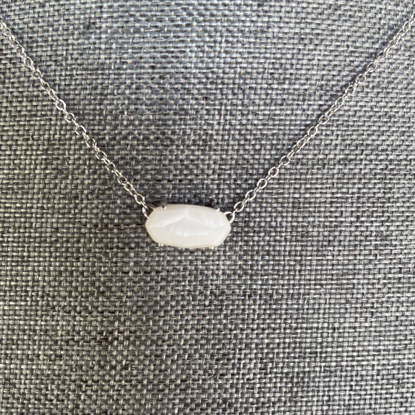 Kendra Scott Classic White Necklace Silver Tone Dainty 15” plus 2” Extender