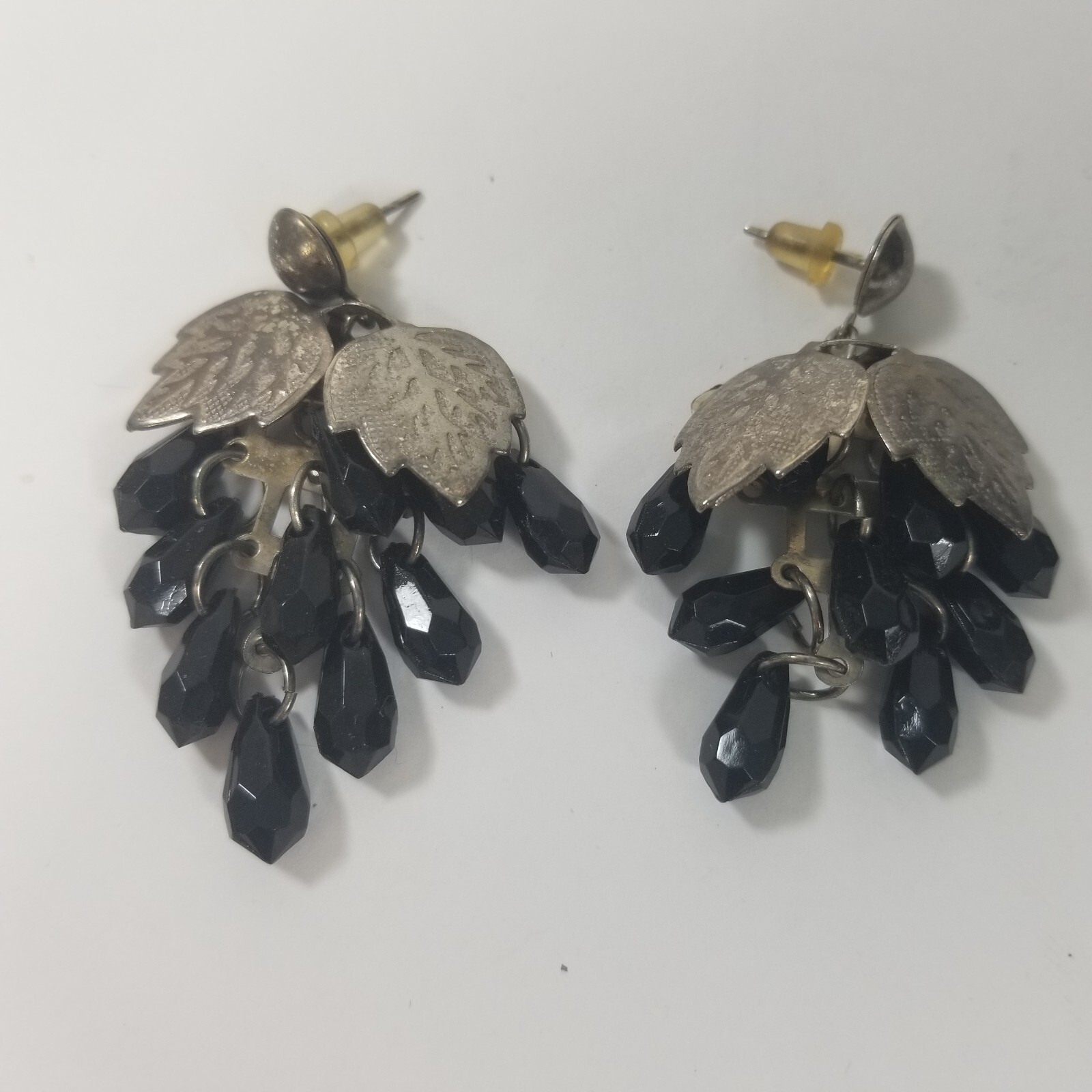 Black Bead Leaf Leaves Cluster Drop Dangle Chandelier Silver ToneEarrings