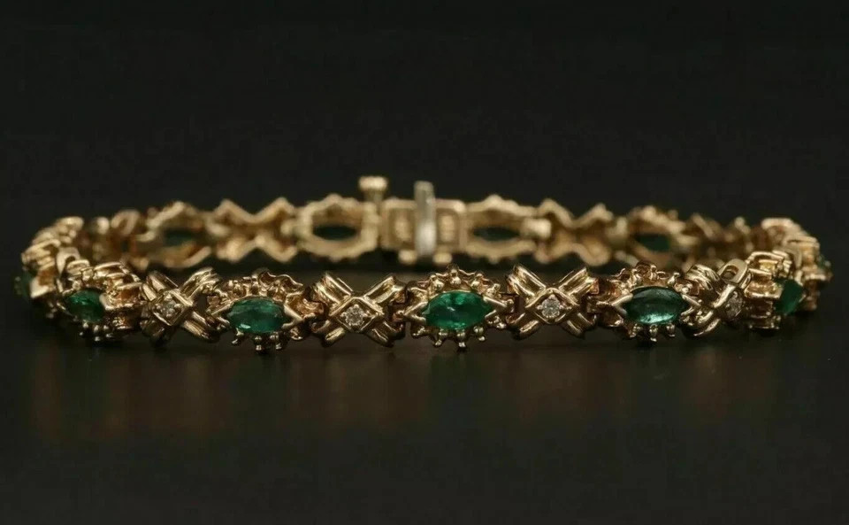 8Ct Marquise Simulated Emerald Women 7.5″ Tennis Bracelet 14k Yellow Gold Plated