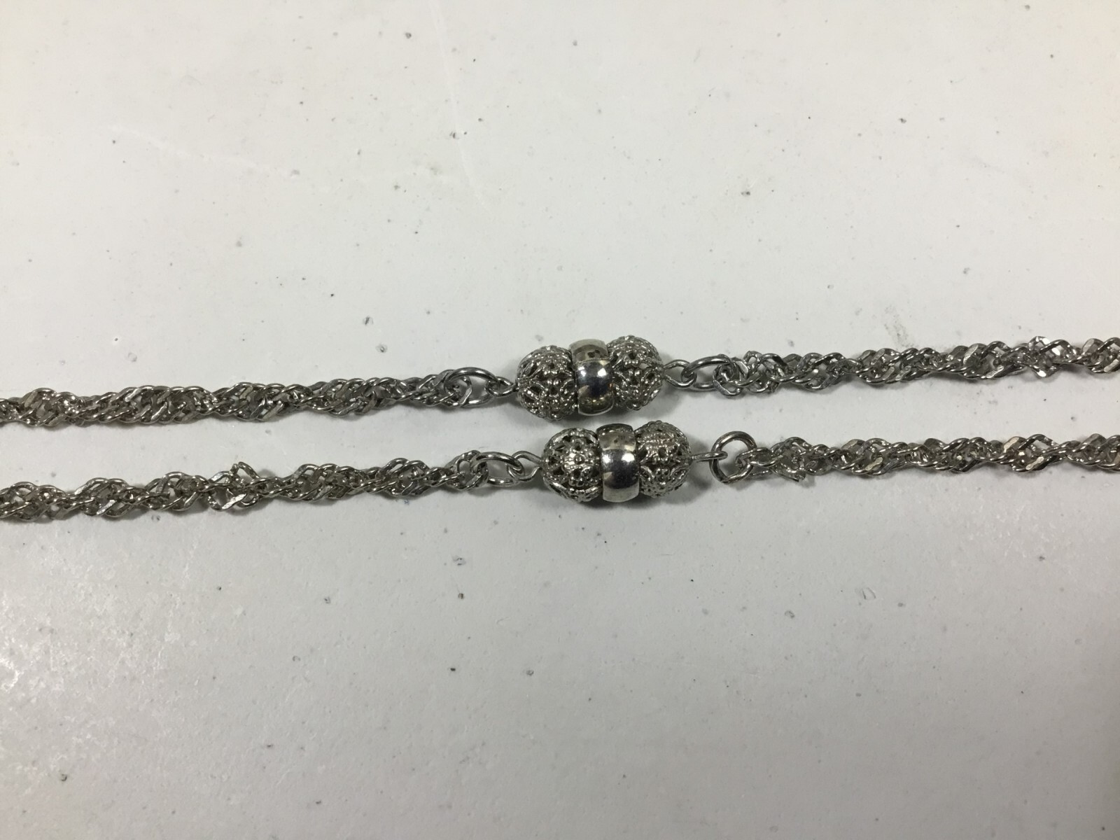 Silver tone, sparkly necklace, 32″ diamond cut rope chain, spring ring