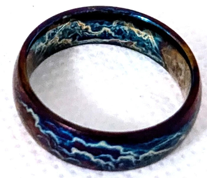 Anodized Titanium Ring-Colorful Random Lightning Strike Pattern Men / Women- 8.5