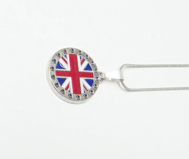 Round Silver Plated United Kingdom Flag Charm w/Rhinestone Necklace