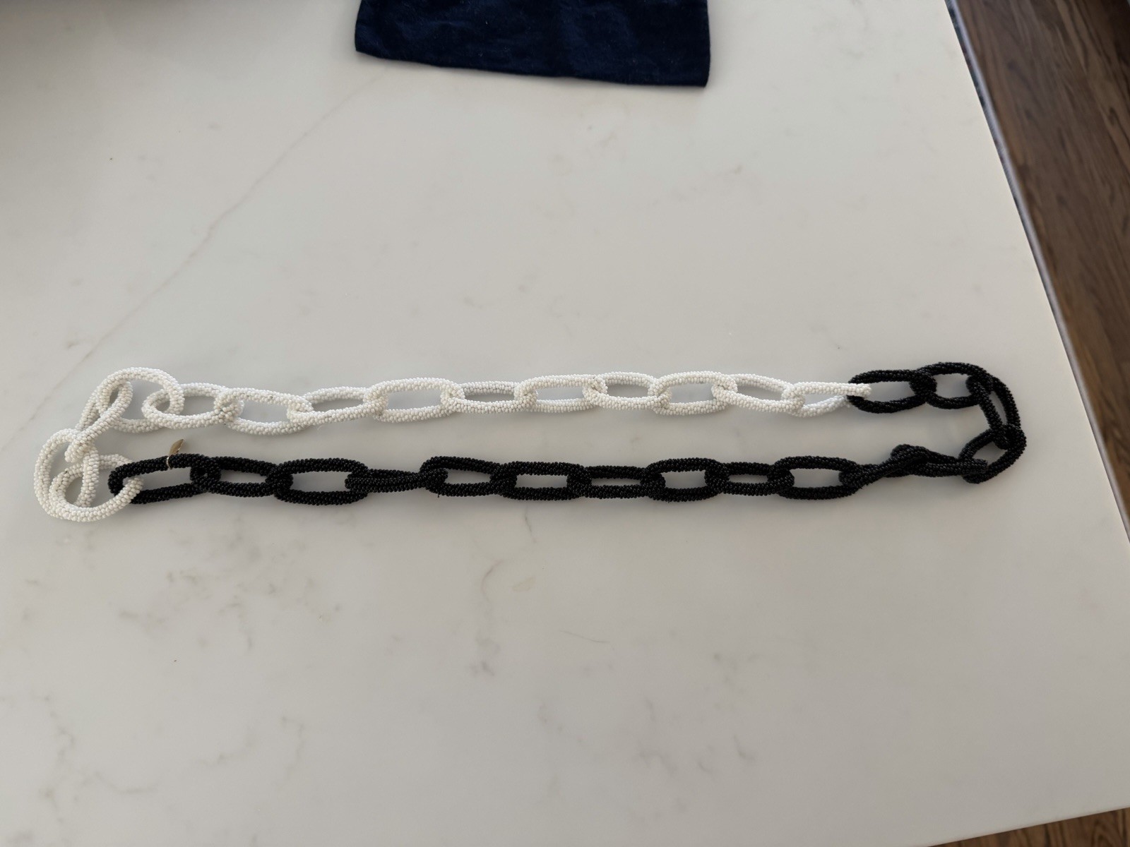 Statement Necklace Vineyard Vines black and white beaded