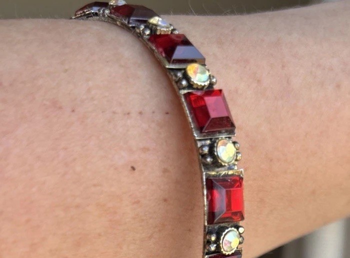 1950s/1960s Retro Ruby Red & Aurora Borealis Rhinestone patina Bangle Bracelet