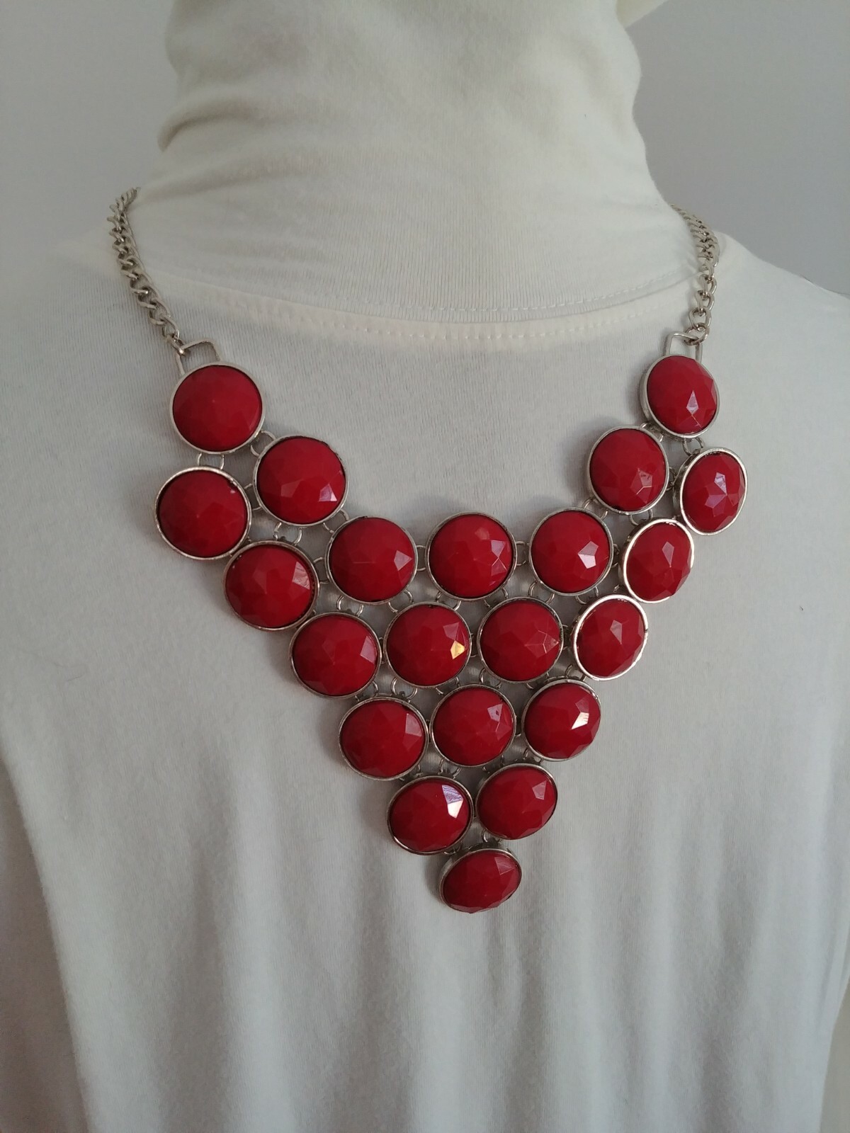Red Faceted Gemstone Goldtone Fashion Dangle Necklace Choker Chain Casual Formal
