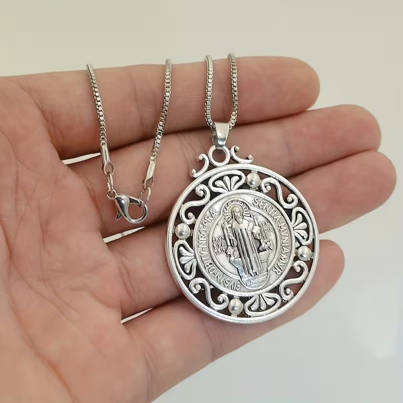 925 Sterling Silver 3D Catholic Crucifix Christian Jesus Christ Cross Necklace