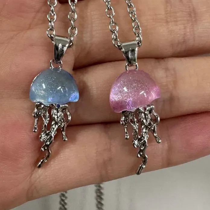 Blue Pink Jellyfish Pendant Necklace Women Y2K Charm Mood Tracker Gift