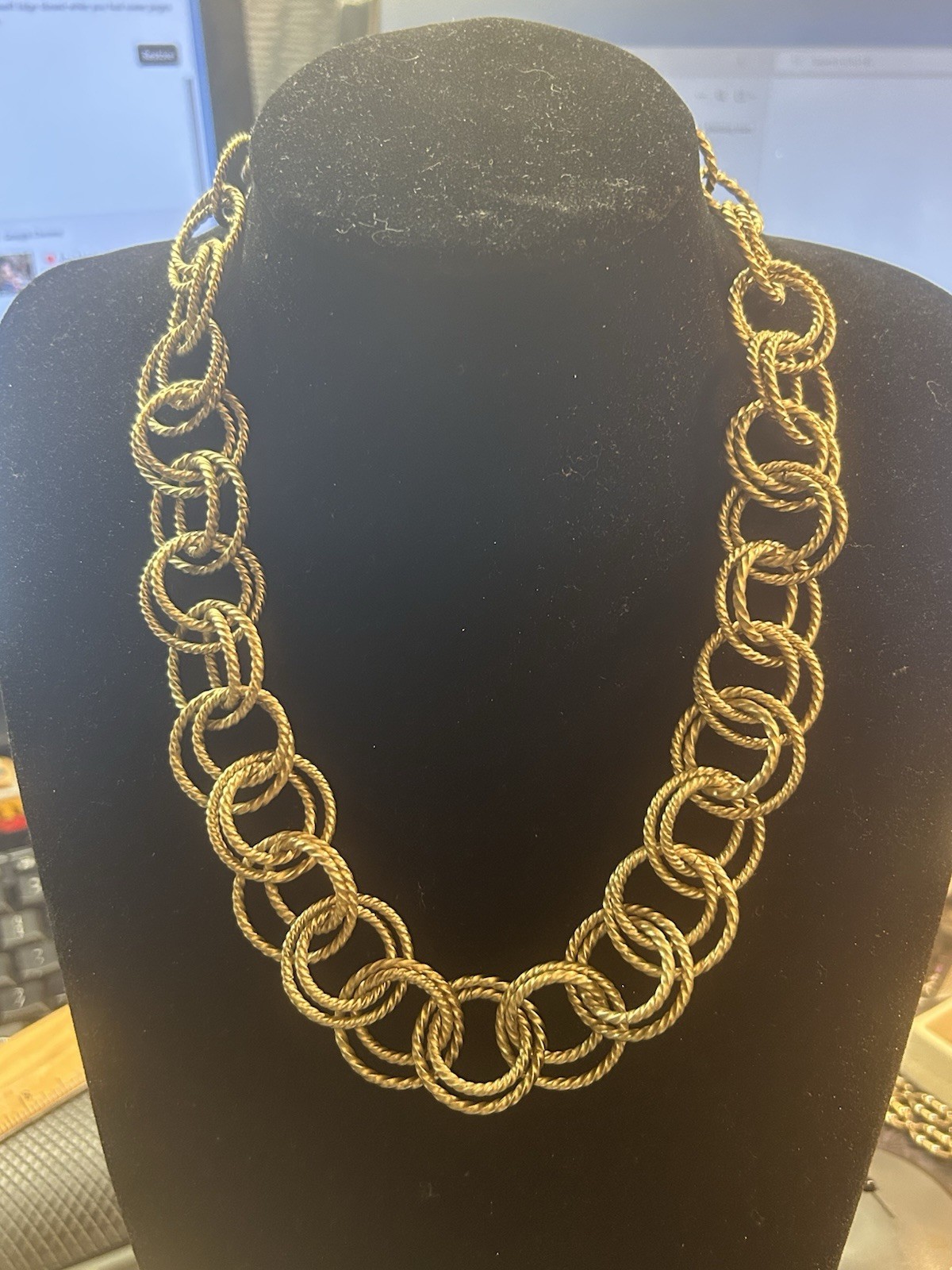 Banana Republic Double Link Statement Necklace Brushed Gold Textured Chain 18″