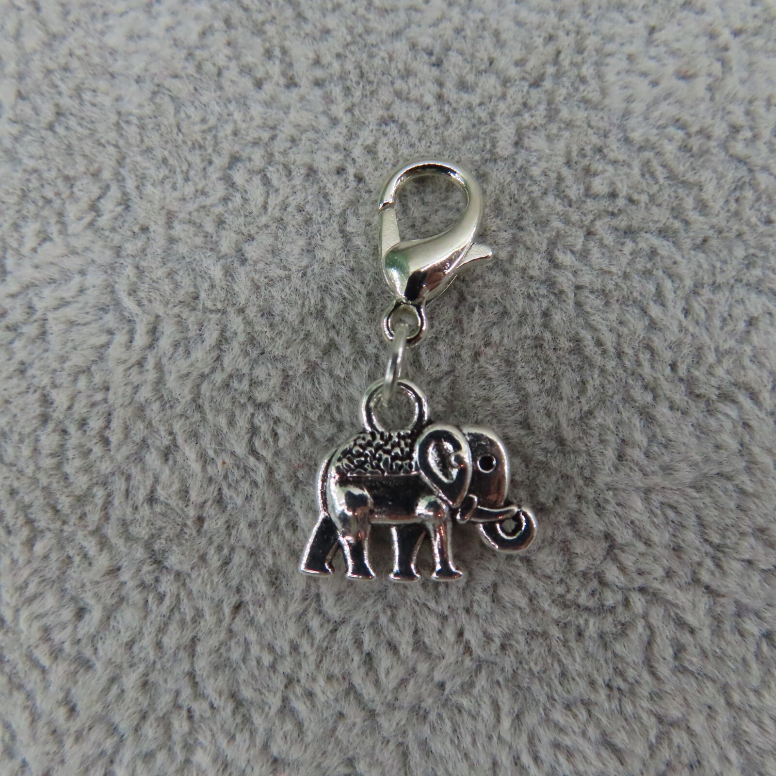 ELEPHANT Charm Zipper Pull Keychain Add On Clip Dangle Circus Zoo Prosperity
