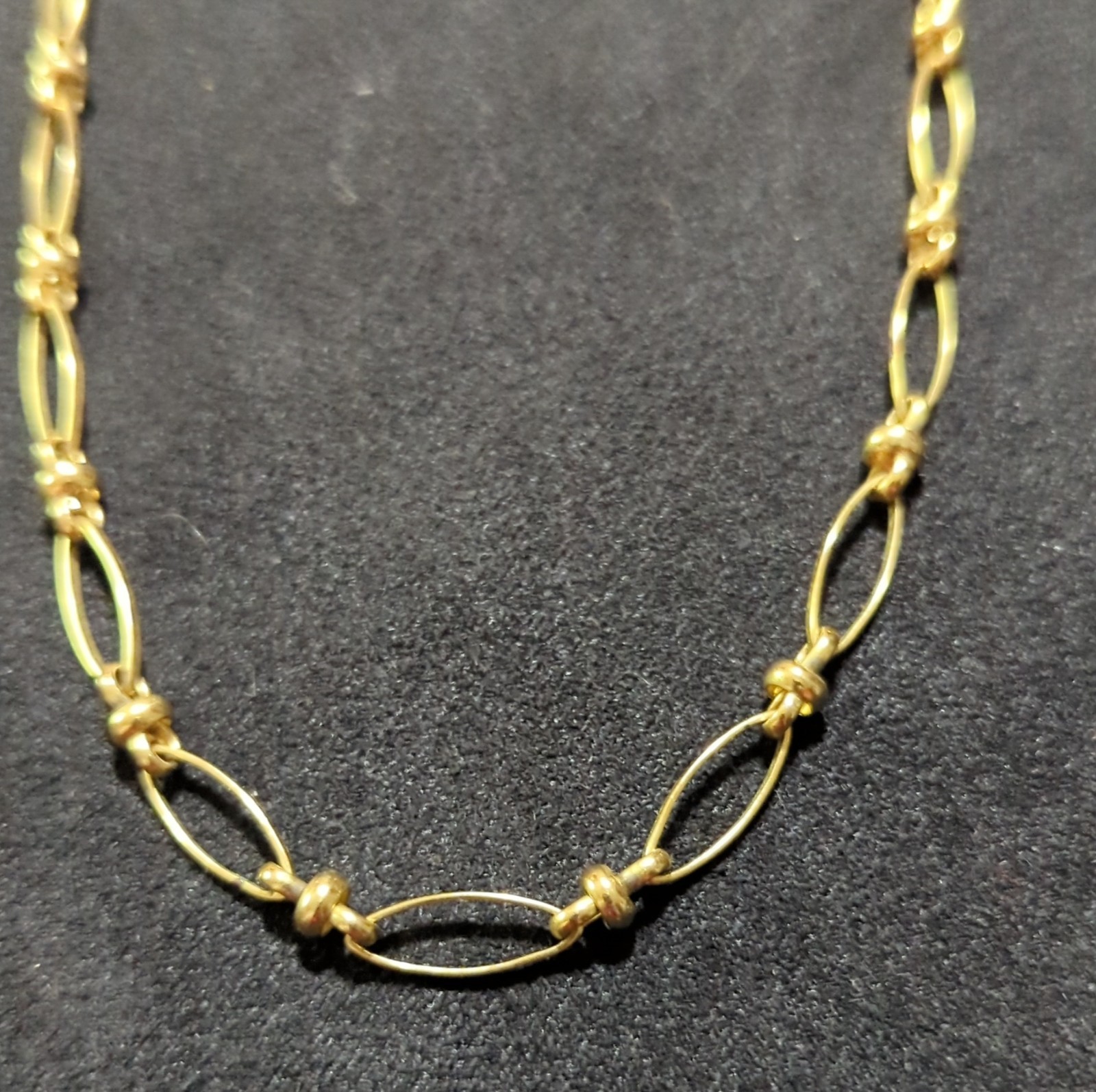 Gold Marquise Decorative Link Chain Necklace with Lobster Clasp, Metal, No Stone