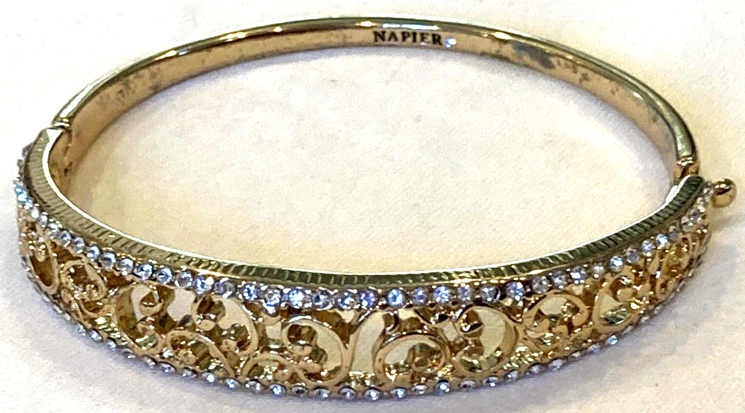 VTG Napier Bangle Hinged, Push-button clasp; Filigree Center lined w/rhinestones