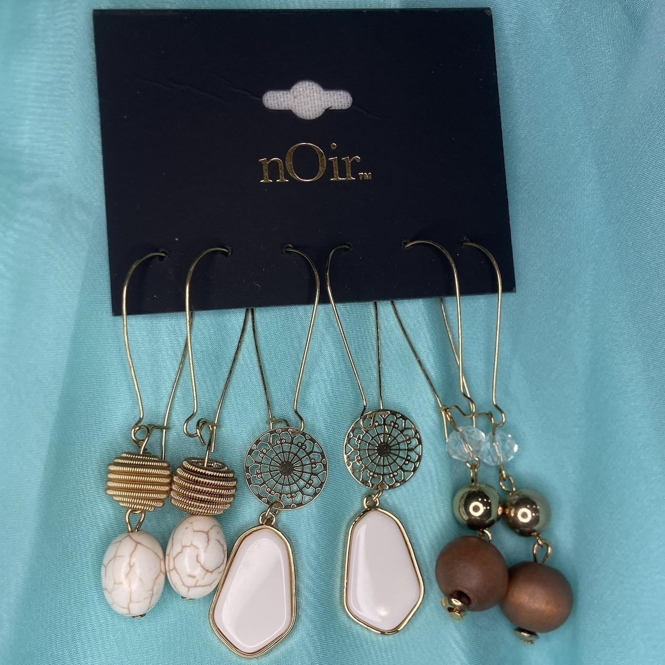 nOir Gold Tone Beaded Dangle/Drop Hook Earrings Lot 3 Pairs White Brown