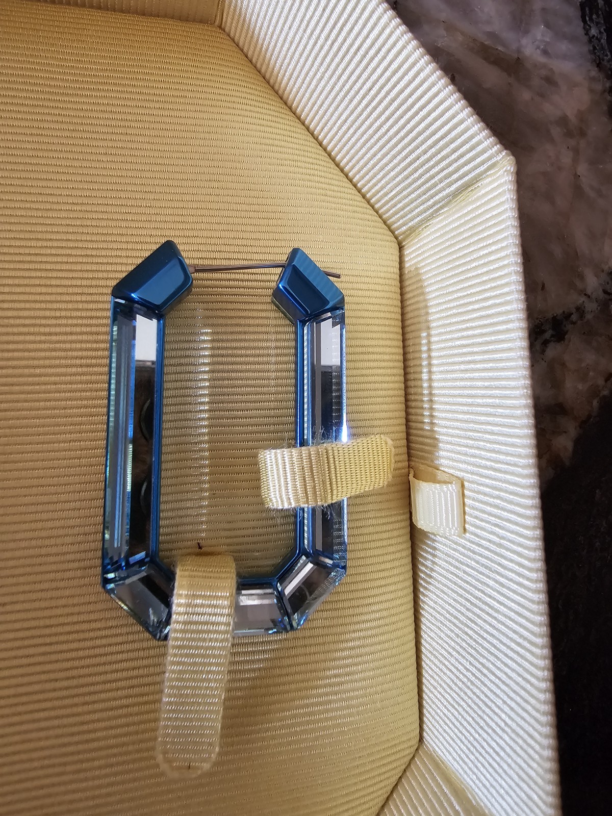 SWAROVSKI Lucent Hoop Earrings Blue Vibrant Crystal Octagon 5633950 NEW in Box