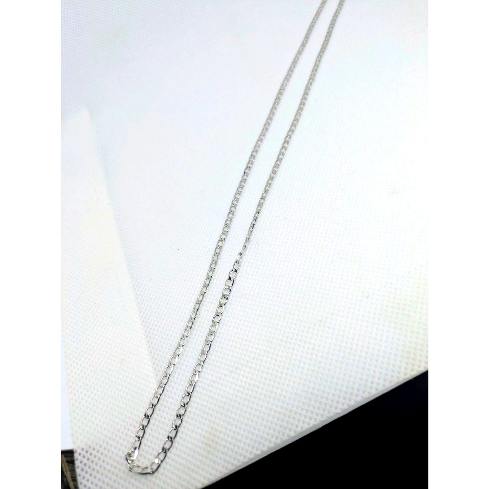 Cuban Link Stainless Steel Silver Tone Unisex Chain. Size: 23in 3mm Weight: 4.5g