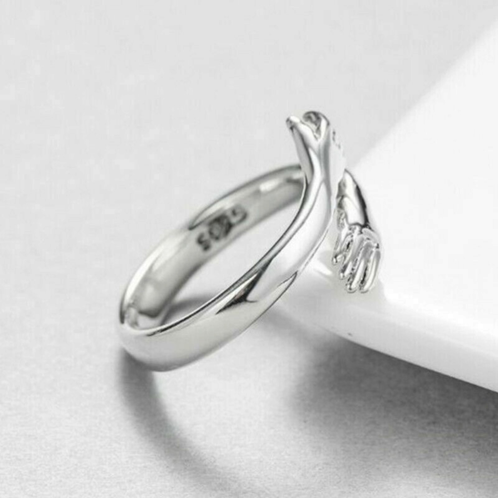 Fashion Love Hug Rings for Men Women Silver Plated Party Rings Open B77