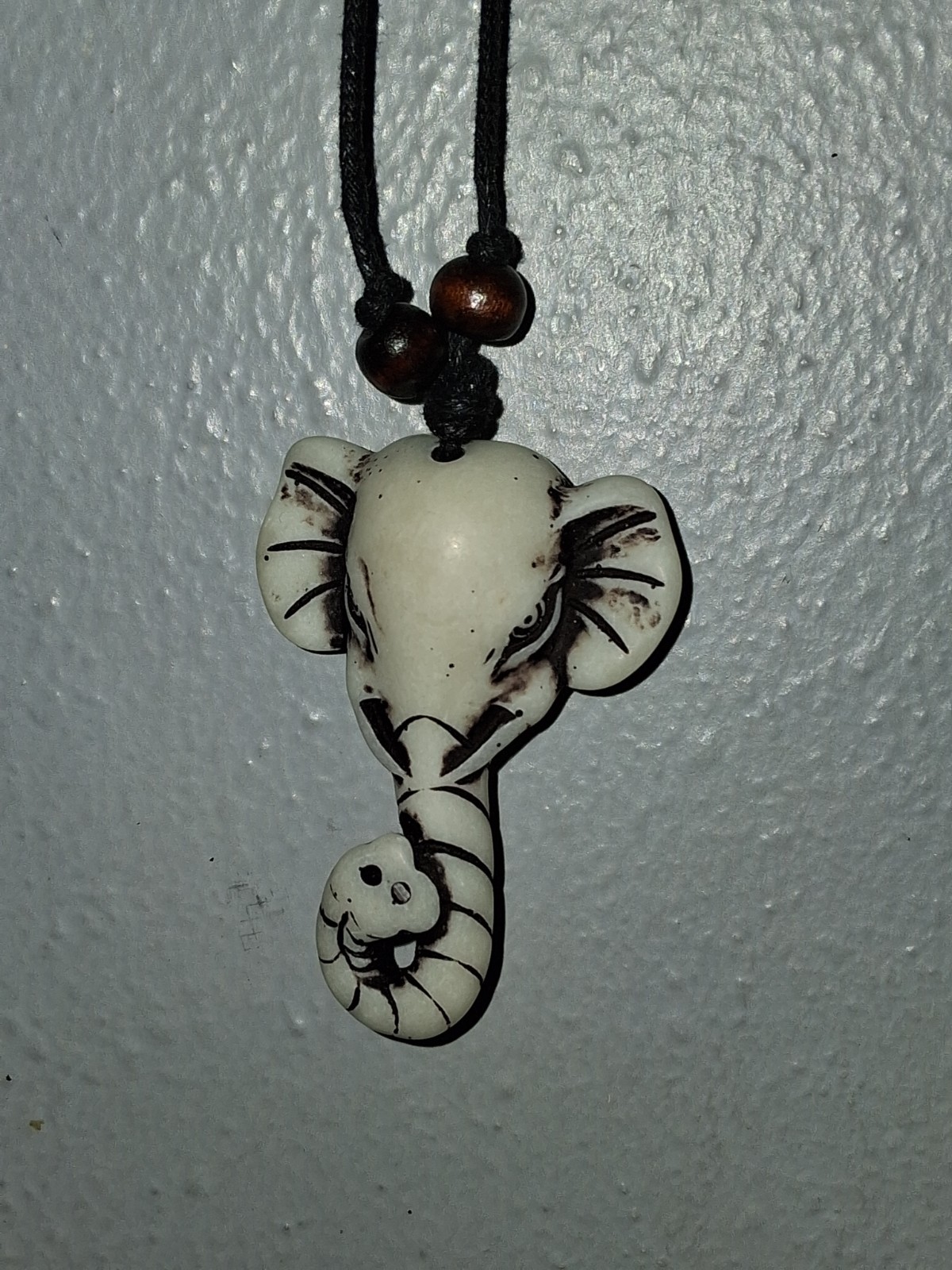 Elephant Head Charm Pendant Necklace Black Adjustable Cord Brown Beads