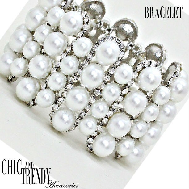 STATEMENT TRUE WHITE PEARL STRETCH BRACELET FORMAL, CASUAL PROM WEDDING JEWELRY*