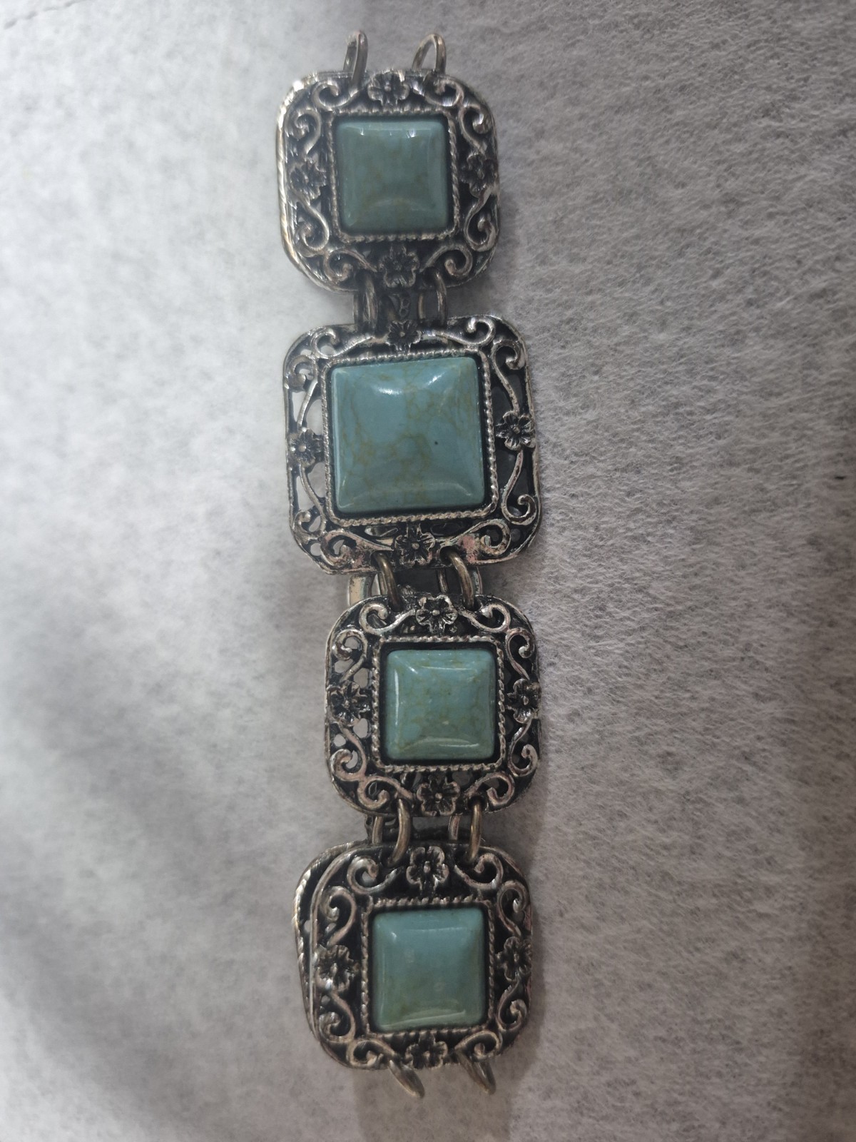 Vtg. Silver Tone Metal Link Statement Bracelet 6 Square Blue Bezel Stones Toggle