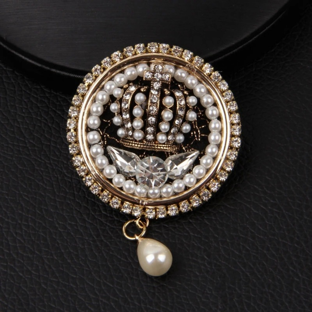 Classic Exquisite Badges Pin Bow Elegant Clothing Suit Brooches Accessories Gift