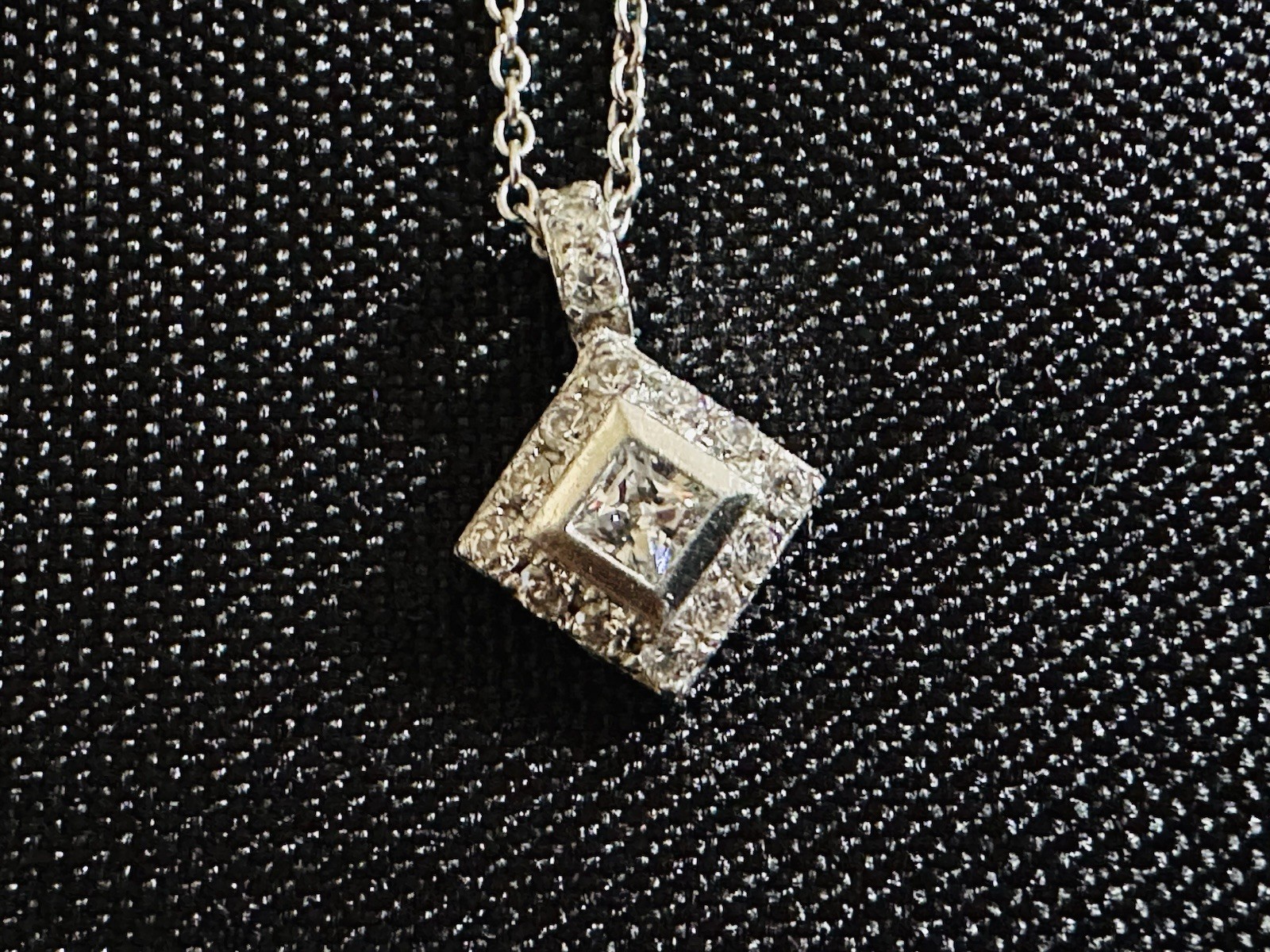 CRISLU Sterling Silver 925 & .48ct CZ Pave Pendant Necklace w/ COA & Box