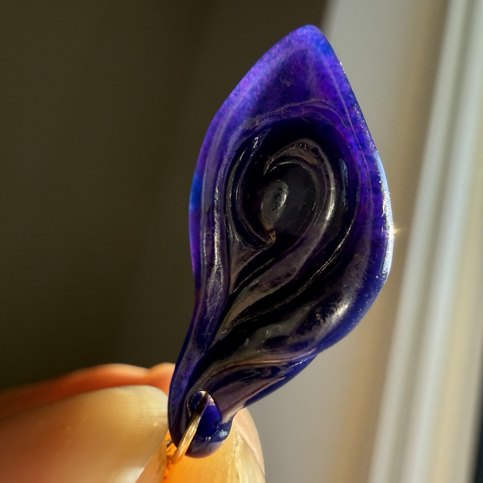 Natural Sugilite Richterite Blue Purple Calla Lily Flower Pendant Hand Carved