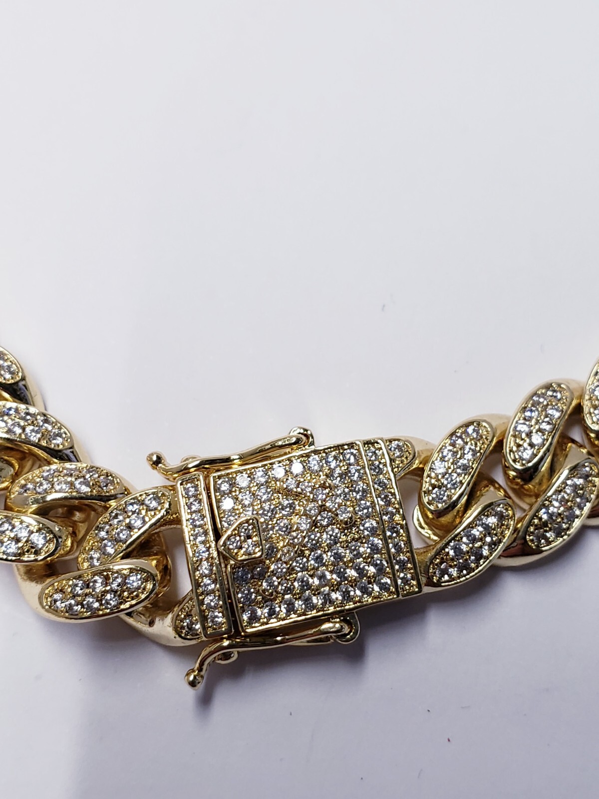 GLD SHOP Diamond Cuban Link Chain in Yellow Gold TONE – 12mm 18″