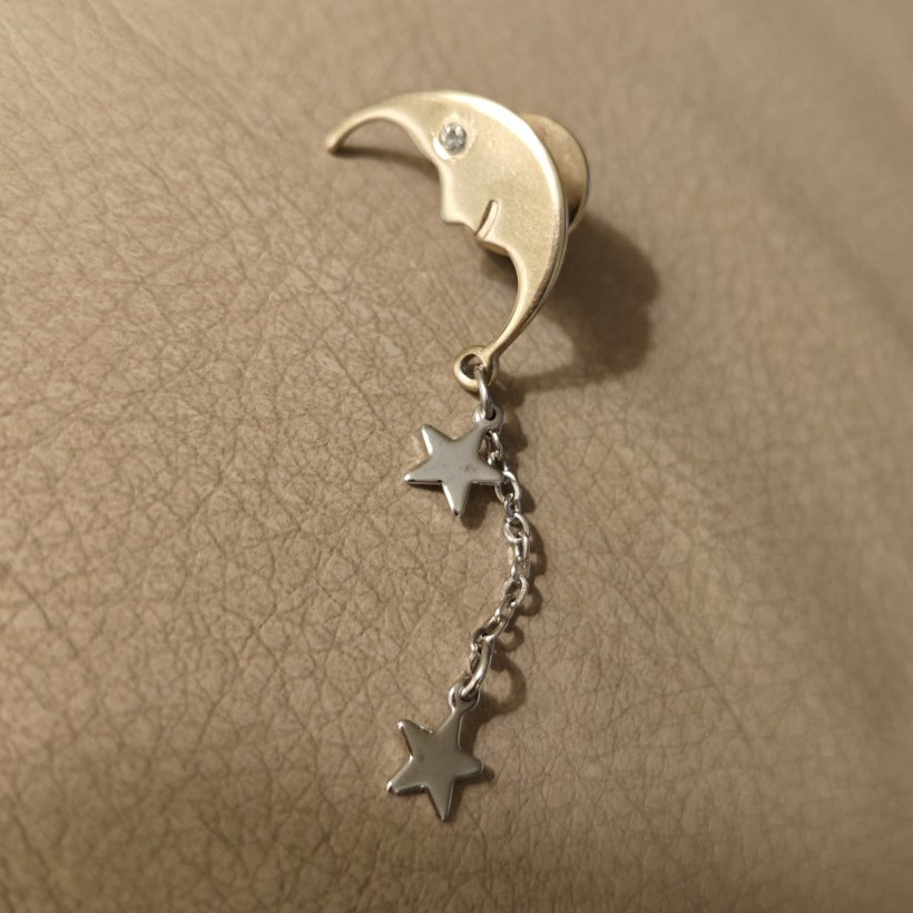 Avon Vintage Gold-tone Moon & Stars Dangle Pin, Celestial, Clutch Back