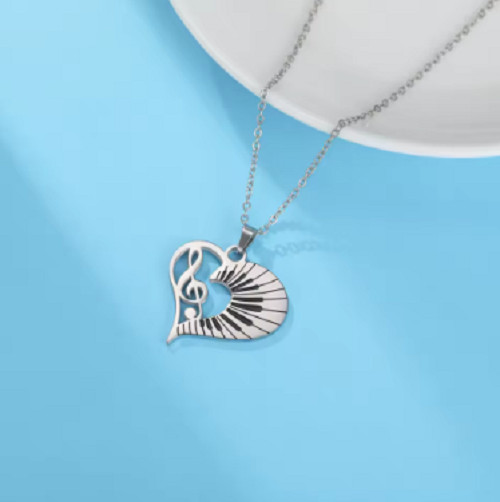Trendy Music Note Heart Pendant Necklace for Women Piano Keyboard ChainJewelr y