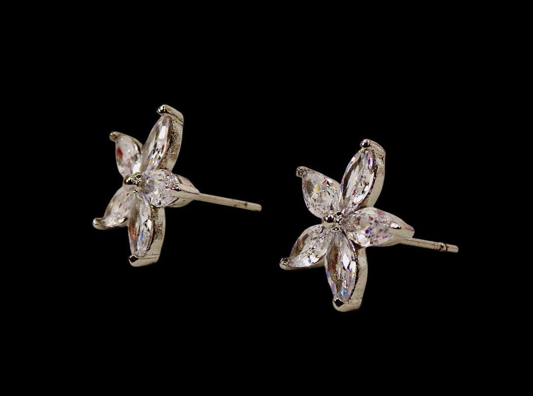 Star earrings made with all clear cubic zirconia stones in marquise shapes NEW
