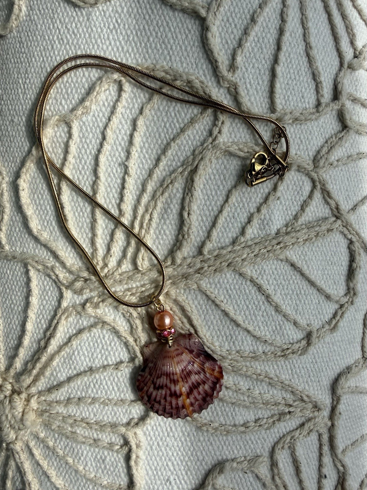 Ocean Treasures Scallop Shell Pendant Necklace Pearl Accent Gold Snake Chain