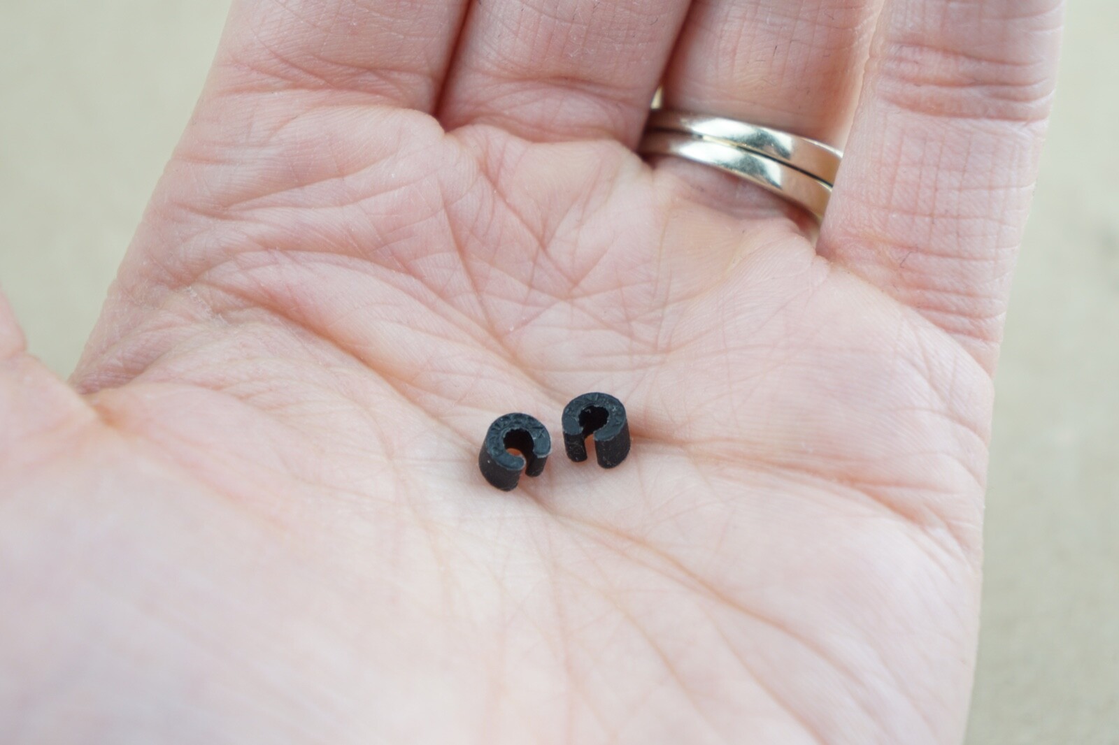 (2) NEW Genuine OEM Original Authentic Pandora Silicon Rubber Clip Stoppers Lock