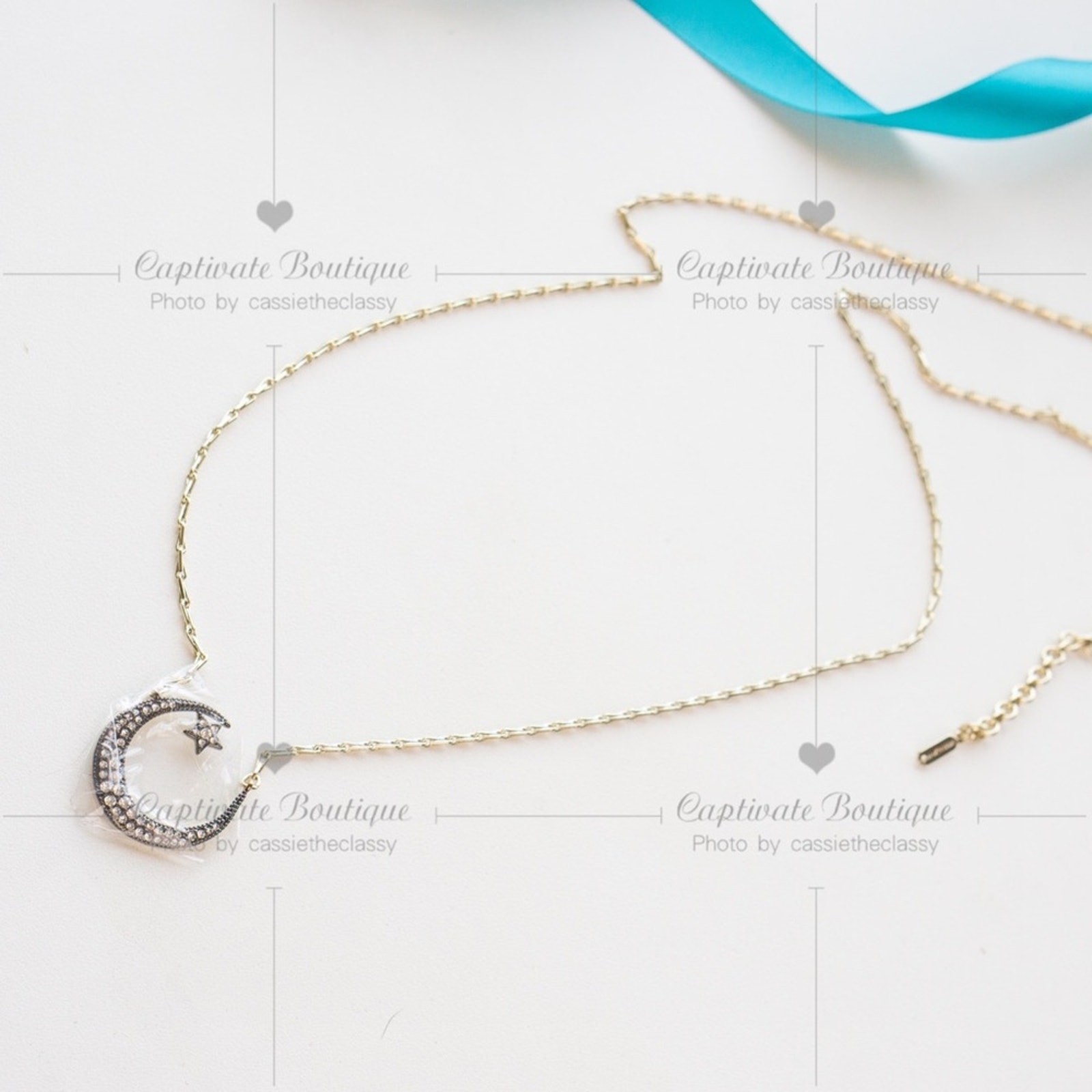 Stella and Dot Pavé Crystal Crescent Pendant Necklace