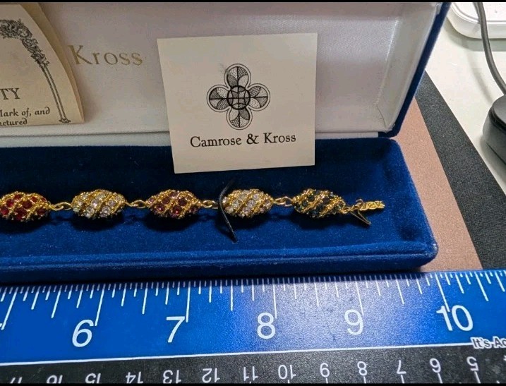 CAMROSE & KROSS JACQUELINE KENNEDY ROYAL EGG BRACELET
