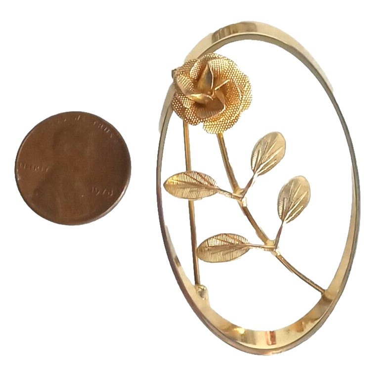 Vintage Gold Tone 3D Rose in Oval Fashion Brooch Pin 2 1/8 inch Unsigned EUC
