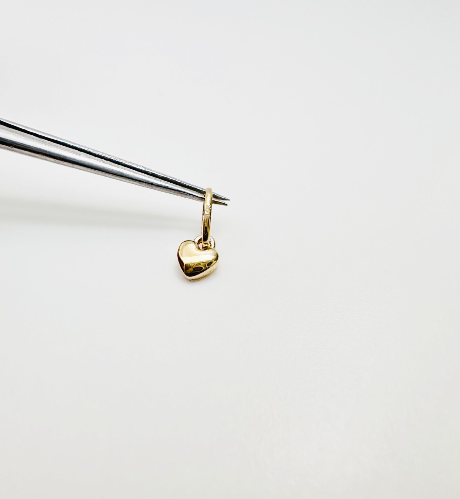 without packaging 14K Solid Yellow Gold Teeny Tiny Very Small Beveled He G2U