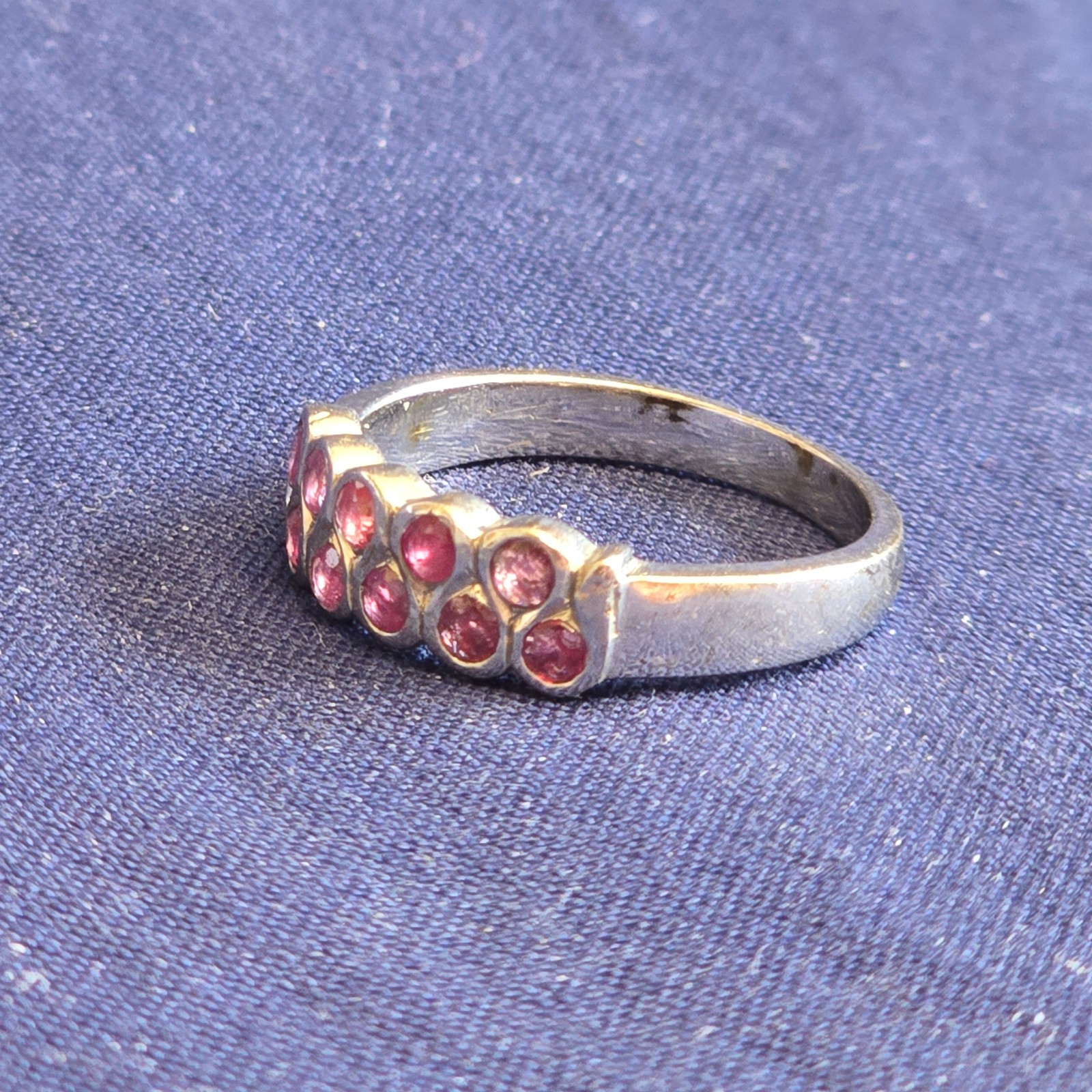 Sterling Silver Ring 2.9g Fine Jewelry Size 6.5 Ruby Color *READ*