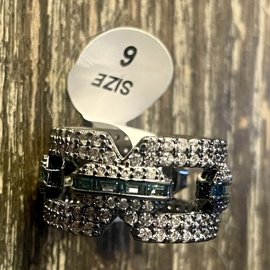 Silver Tone Black Pavé Crystal Band Ring Size 6 White/Colorless Crystal Metal