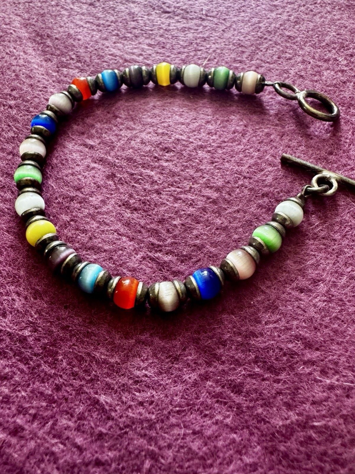 Multicolor Beaded Charm Bracelet, silver Ball/Bead Chain, Toggle Closure, Round