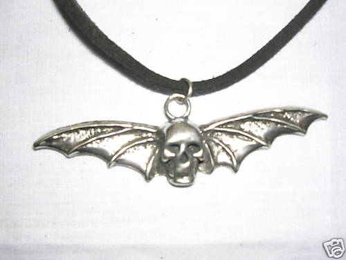 GOTHIC BAT WING SKULL FLYING HUMAN SKULL USA PEWTER PENDANT ADJ CORD NECKLACE