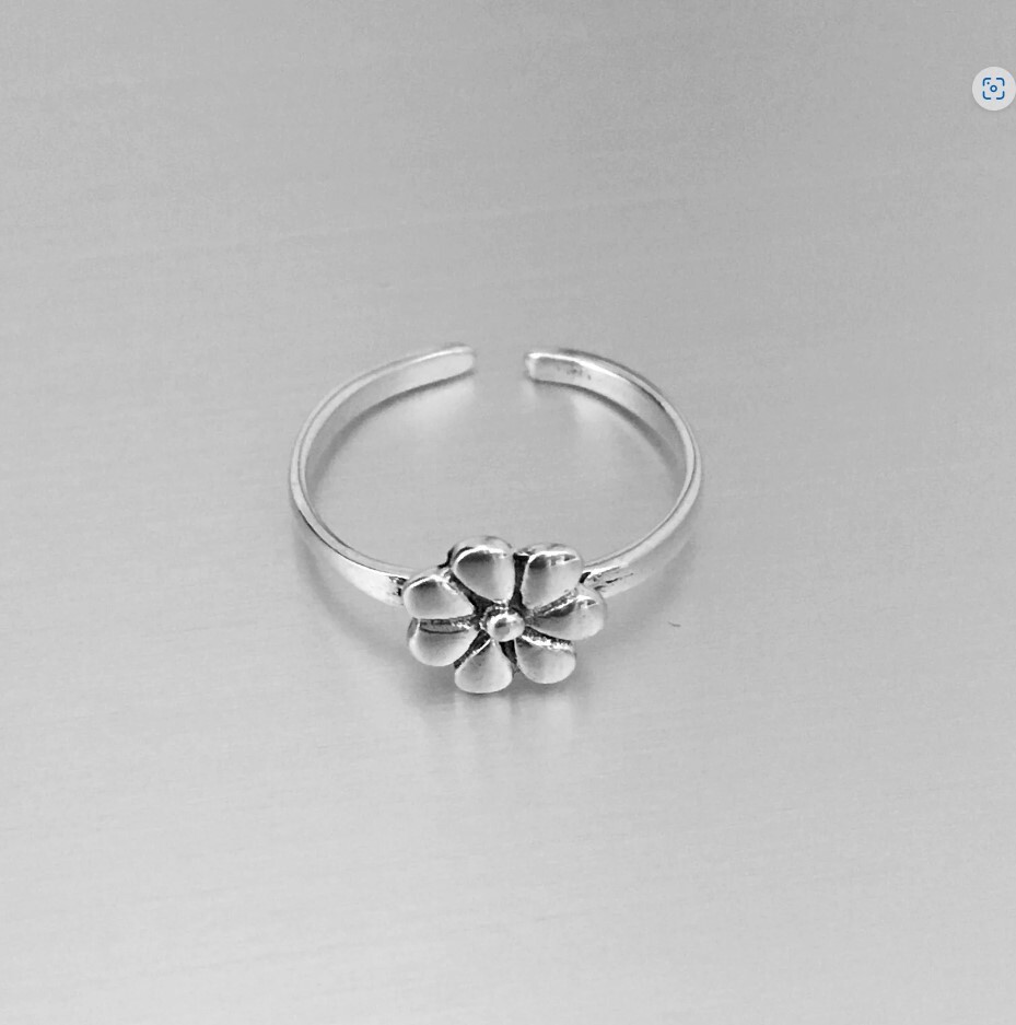 Gift For Women’s Solid Metal Adjustable Flower Toe Ring White Gold Plated Silver