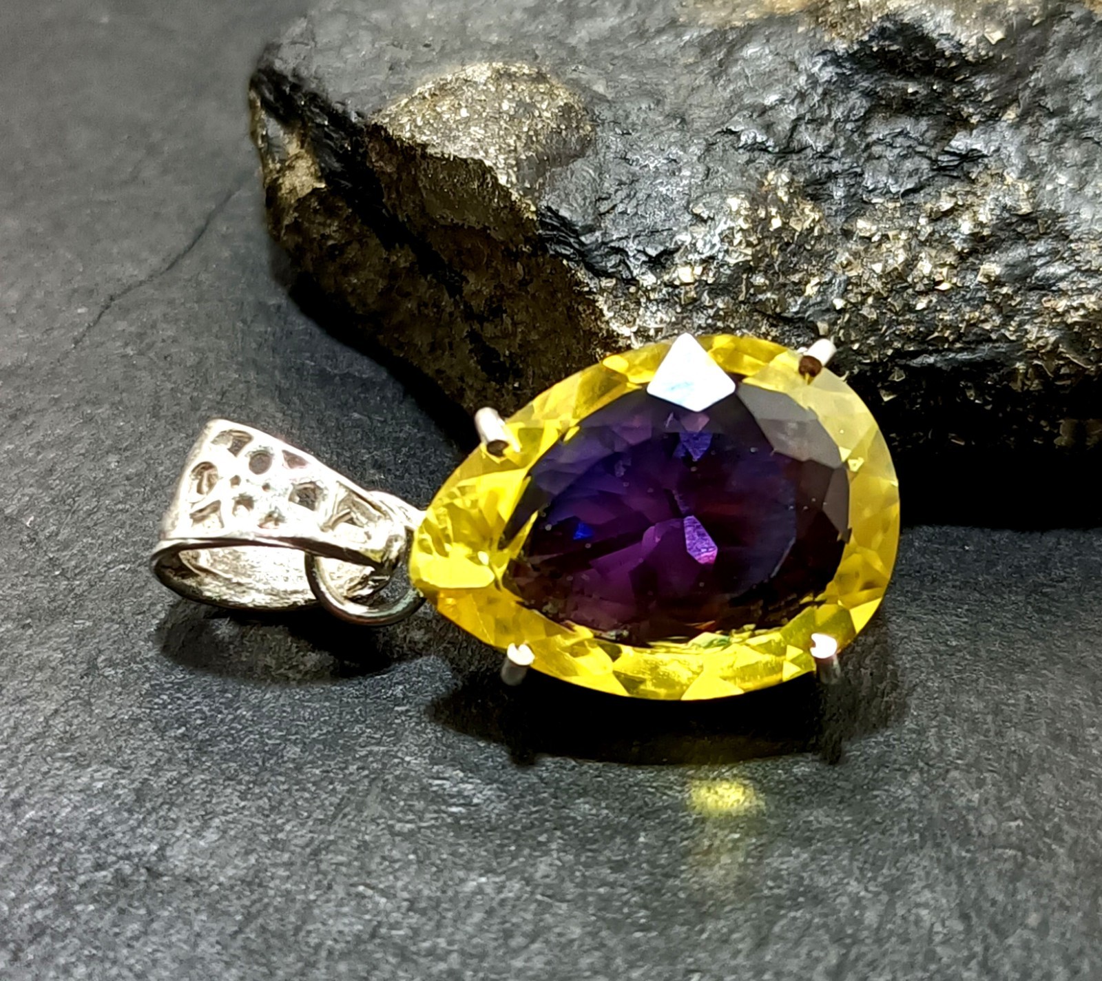 Bi-Color Rare Pitambari Sapphire Pear Natural 39.55 Ct 925 Silver Pendant Gem