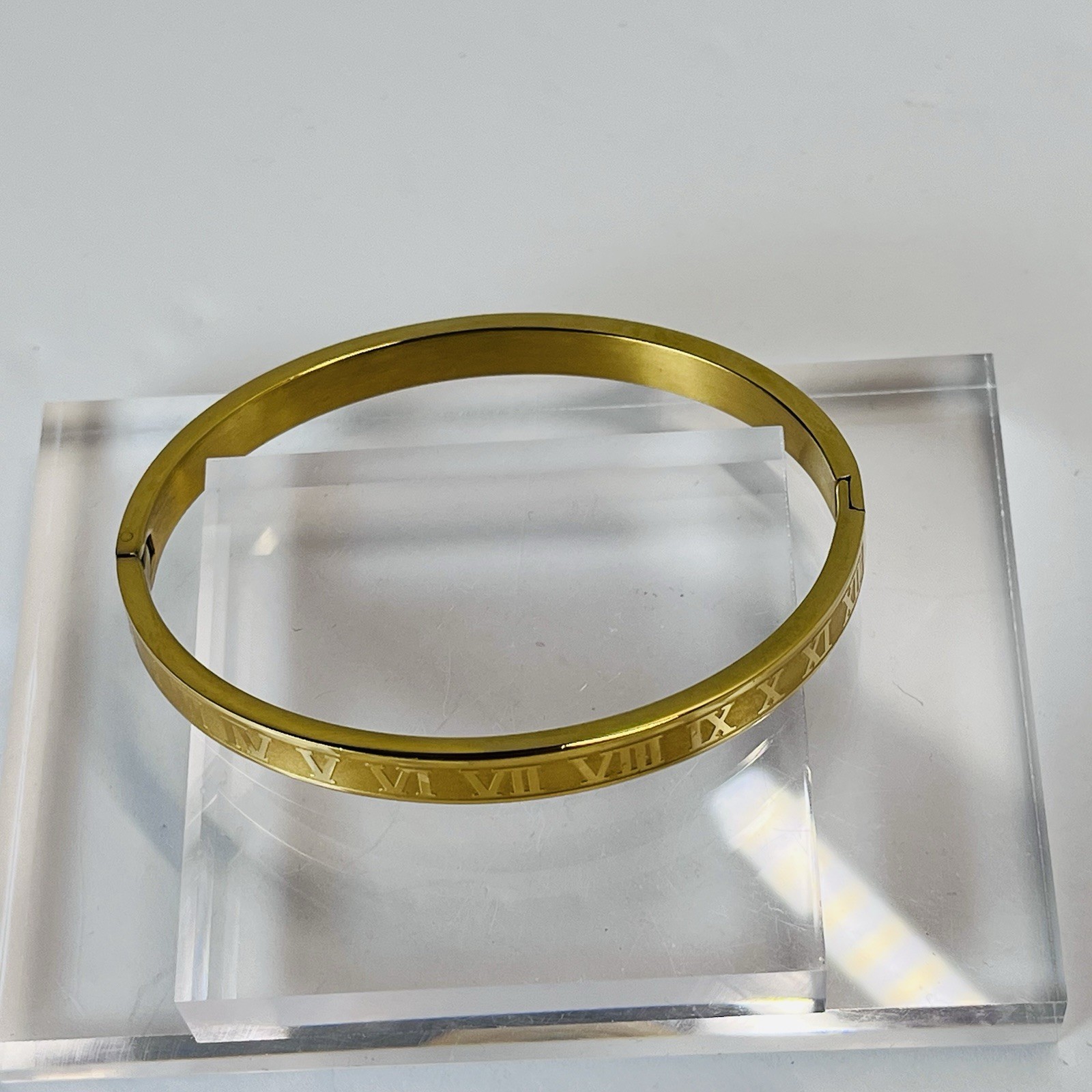 Gold Tone Bangle Bracelet – Roman Numerals Design – Sz 6.5” – Push Lock – 2024