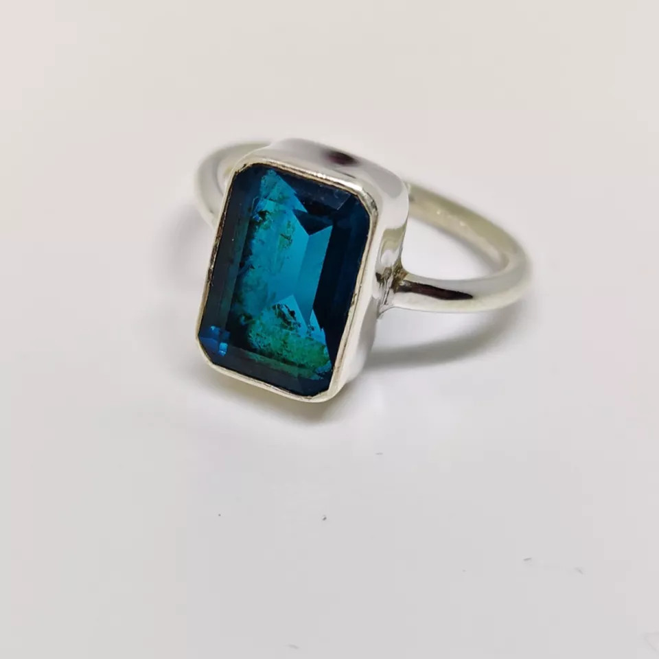 Beautiful Blue Topaz Gemstone 925 Sterling Silver Ring Handmade Women Gift Z-10