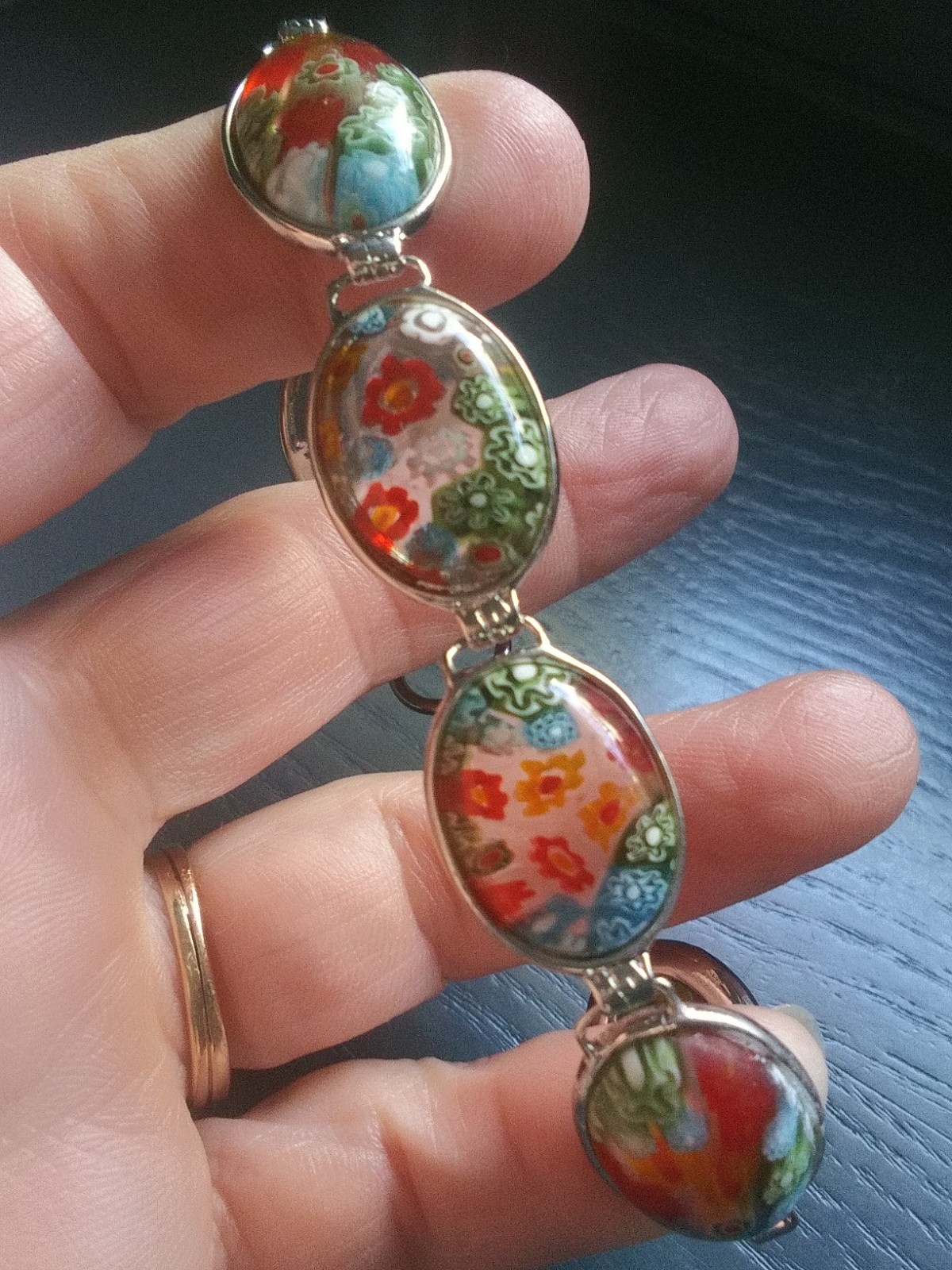 Millefiori Multi Color Murano Glass Silver Tone Oval Link Toggle Bracelet. J1026