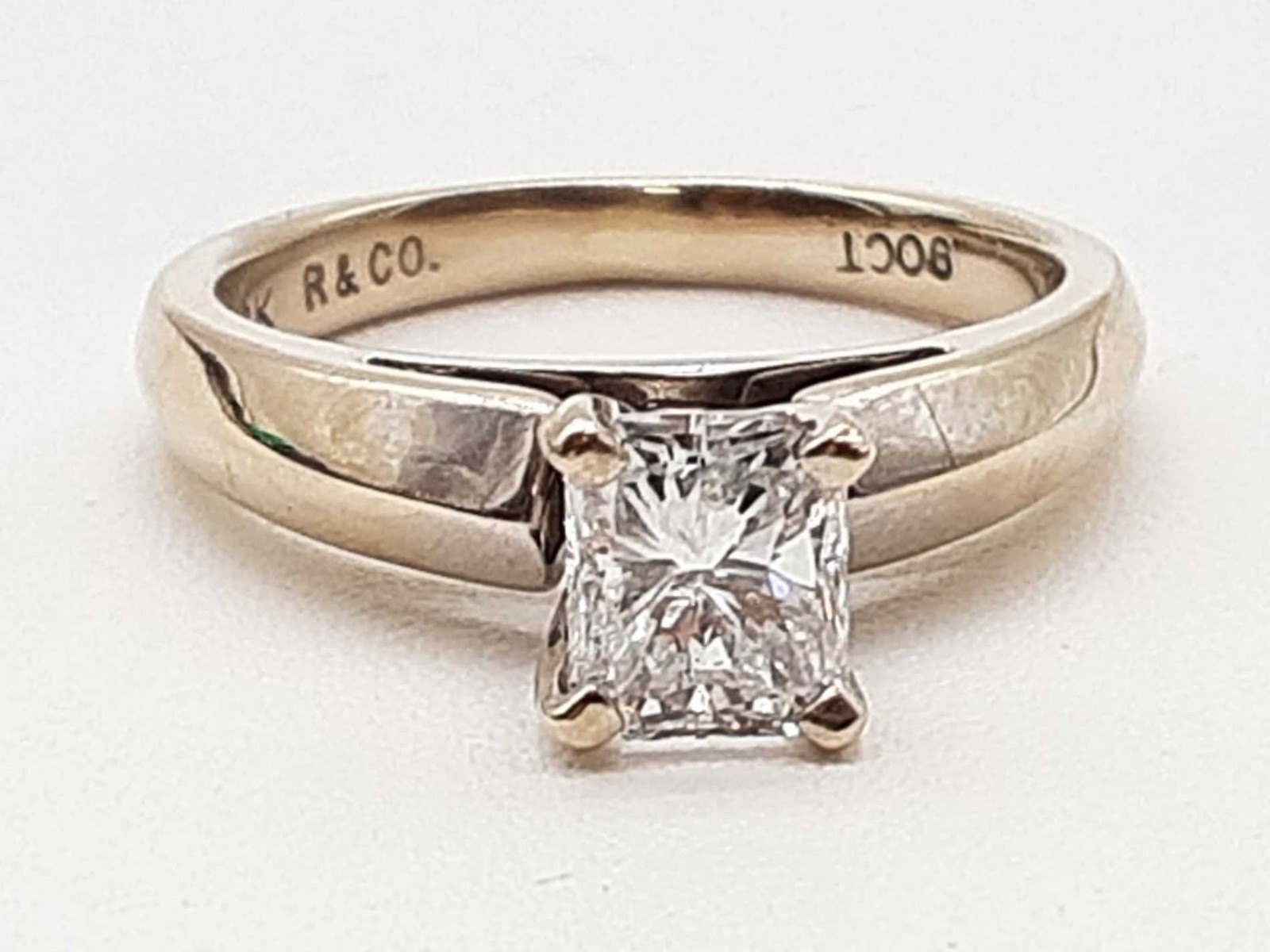 0.90 Carat Diamond 18k Two Tone Gold 5.4g Solitare Ring Size 6 Do0824llxzde