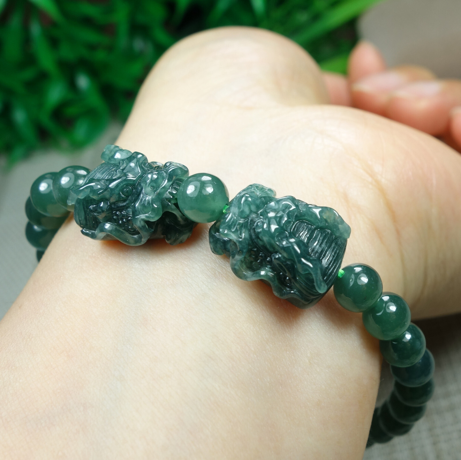 Certified Icy Green 100% Natural A Jadeite jade Dragon Head Bracelet 精工龙头 手链